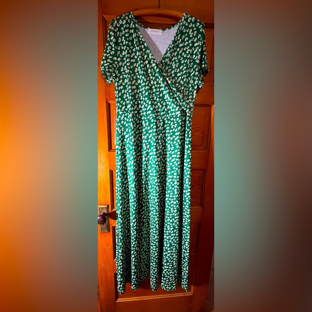 Melynnco green maxi dress size XL